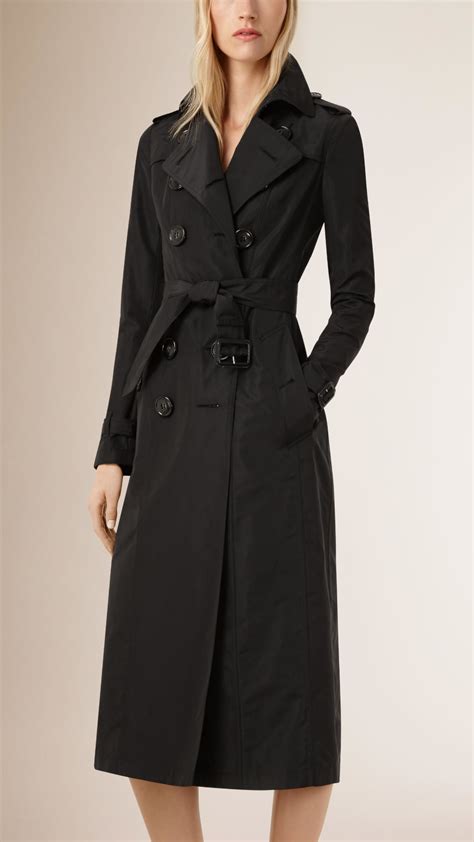 trench uomo burberry prezzi|Long Silk Trench Coat in Black .